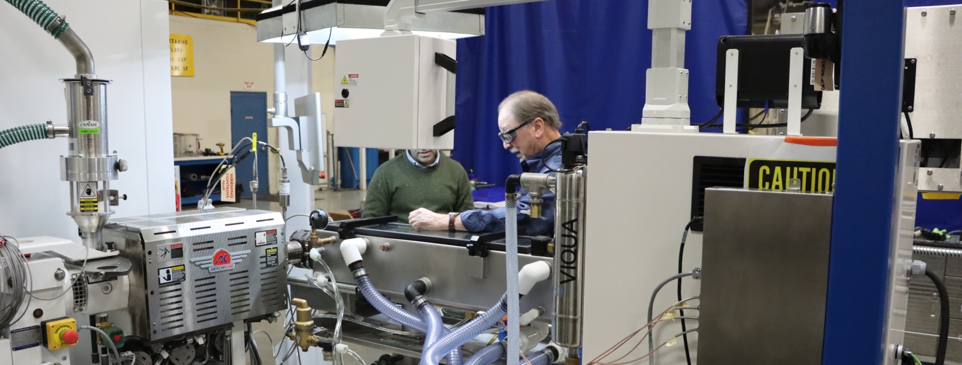 Extrusion Operator optimizing a medical extrusion system